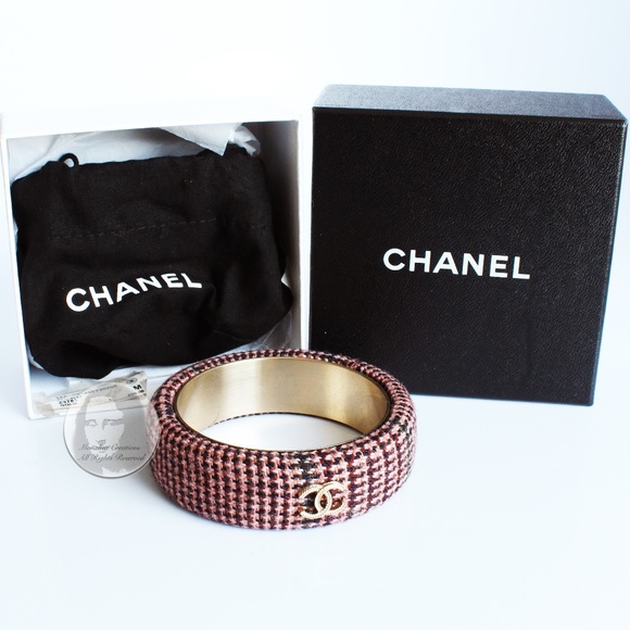 Chanel Bracelet Bangle 13A Pink Multicolor Tweed Knit with Gold CC Logo in Box - Picture 3 of 14
